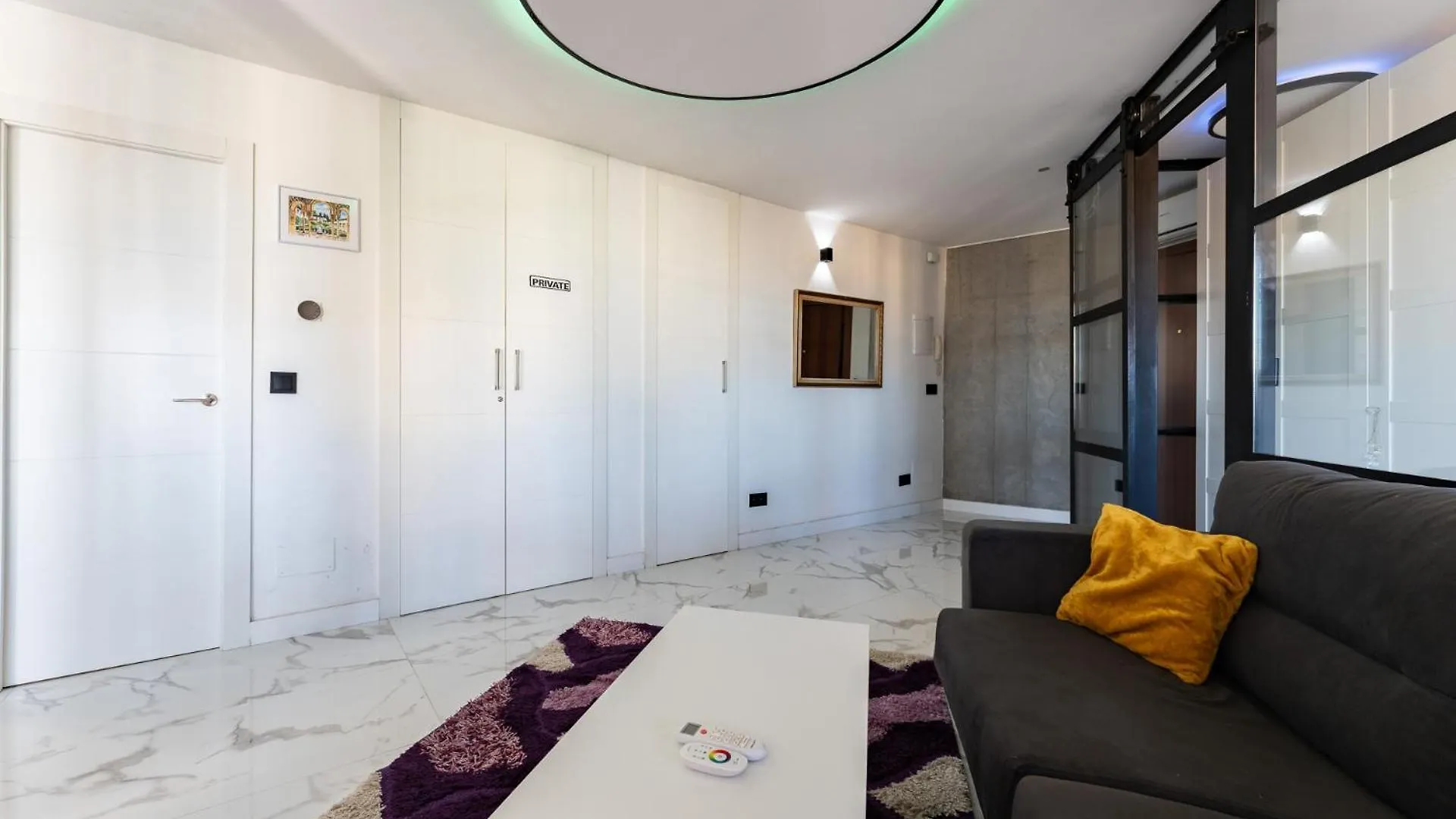 アパート Ct 352 - Faro'S Torremolinos City Towers 1 - Walking Distance To Everything